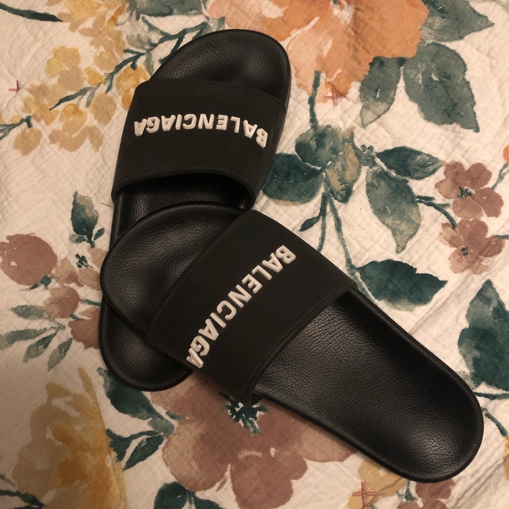 balenciaga slides